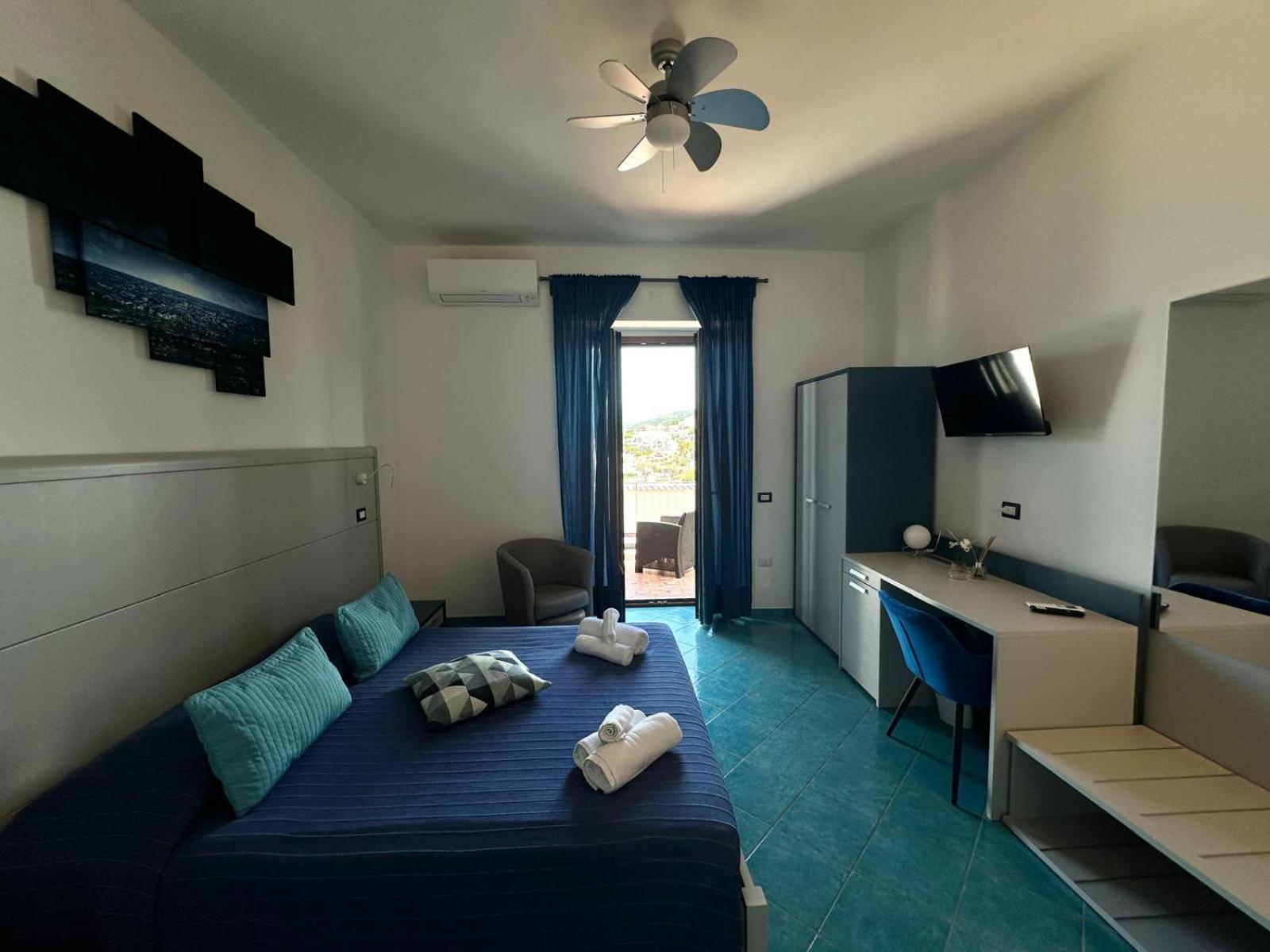 Belvedere Hotel-B&B Палинуро Екстериор снимка