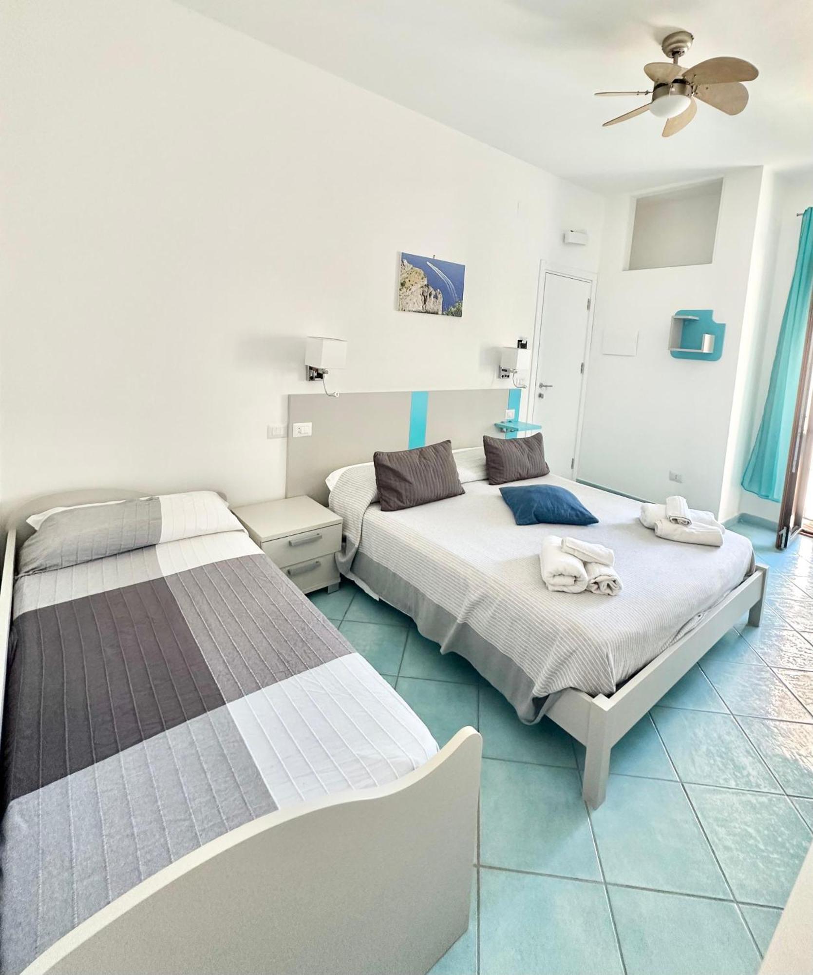 Belvedere Hotel-B&B Палинуро Екстериор снимка